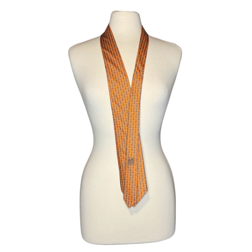 Authentic Hermes Silk Tie Geometric Buckles Pattern 5412 OA Vintage Orange